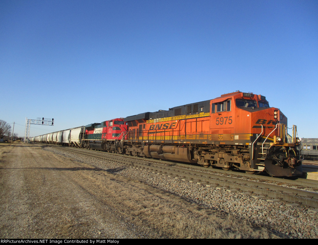 BNSF 5975